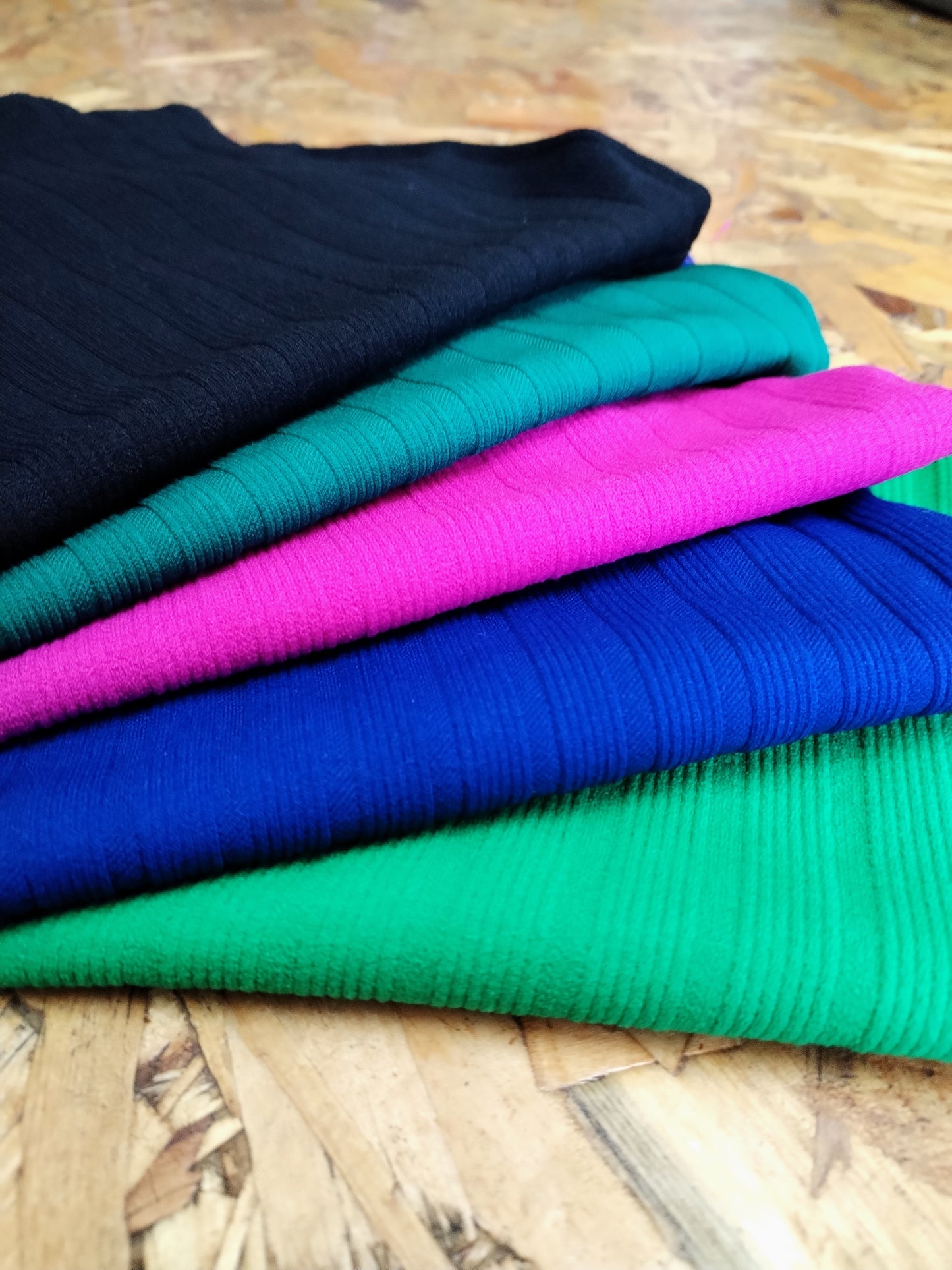 Ribbed Crop Vest